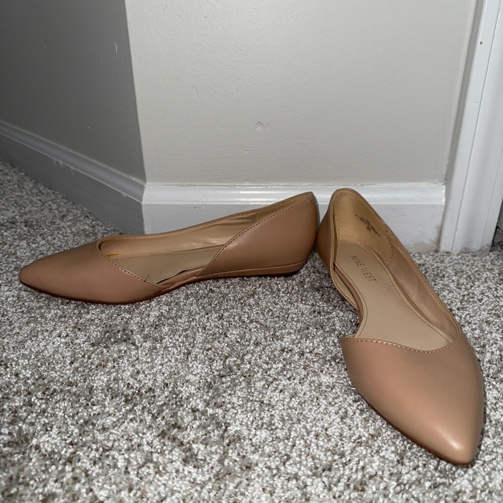 Nine West Women's Beige Flats